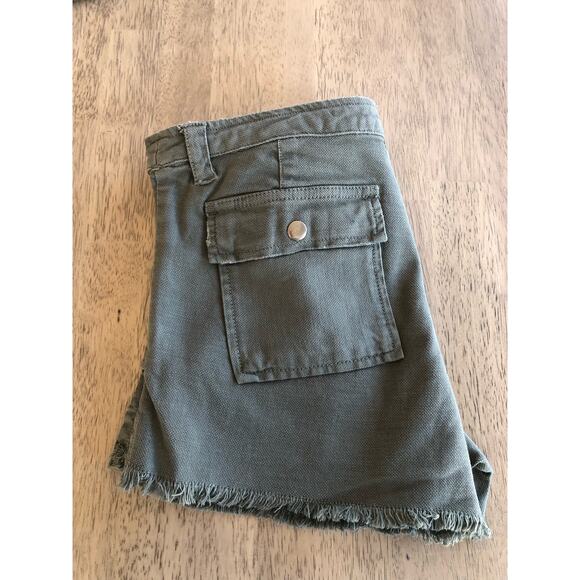 Chaser Vintage Canvas Frayed Utility Short in Safari - M - Picture 3 of 4